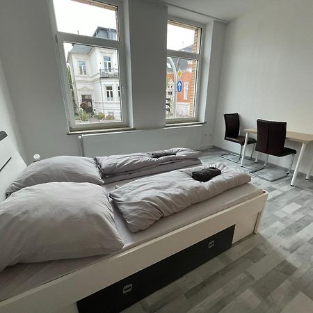 Schoenes Einfaches Zentrales Zimmer In Oldenburg Apartment Exterior photo