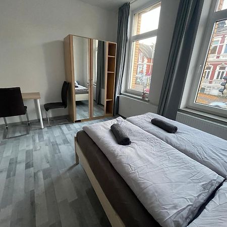 Schoenes Einfaches Zentrales Zimmer In Oldenburg Apartment Exterior photo