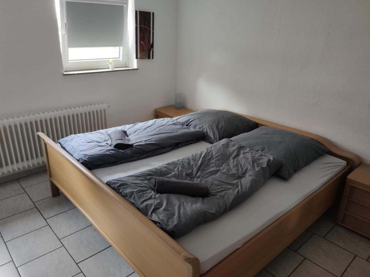 Schoenes Einfaches Zentrales Zimmer In Oldenburg Apartment Exterior photo