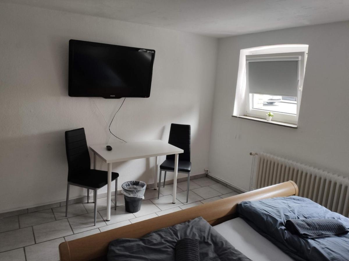 Schoenes Einfaches Zentrales Zimmer In Oldenburg Apartment Exterior photo