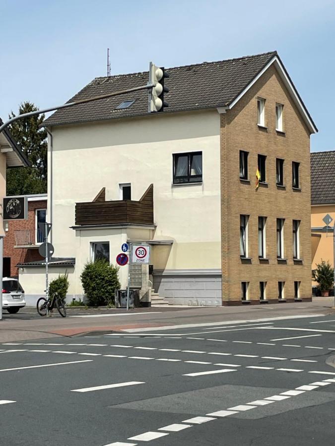 Schoenes Einfaches Zentrales Zimmer In Oldenburg Apartment Exterior photo